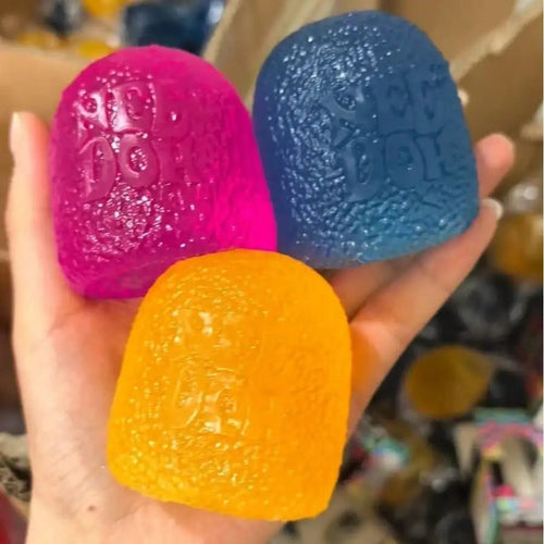 100+Pcs Surprise Box Toys Novelty Stress Relief Assorted Squishy Figures Blind Box Fun Mystery Fidget Stress Relief Surprise - Artículos HE