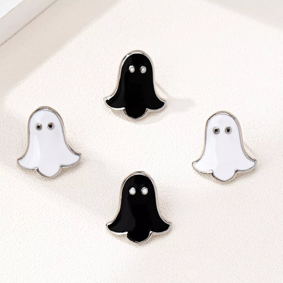 2 Pair Halloween Ghost Stud Earrings - Artículos HE