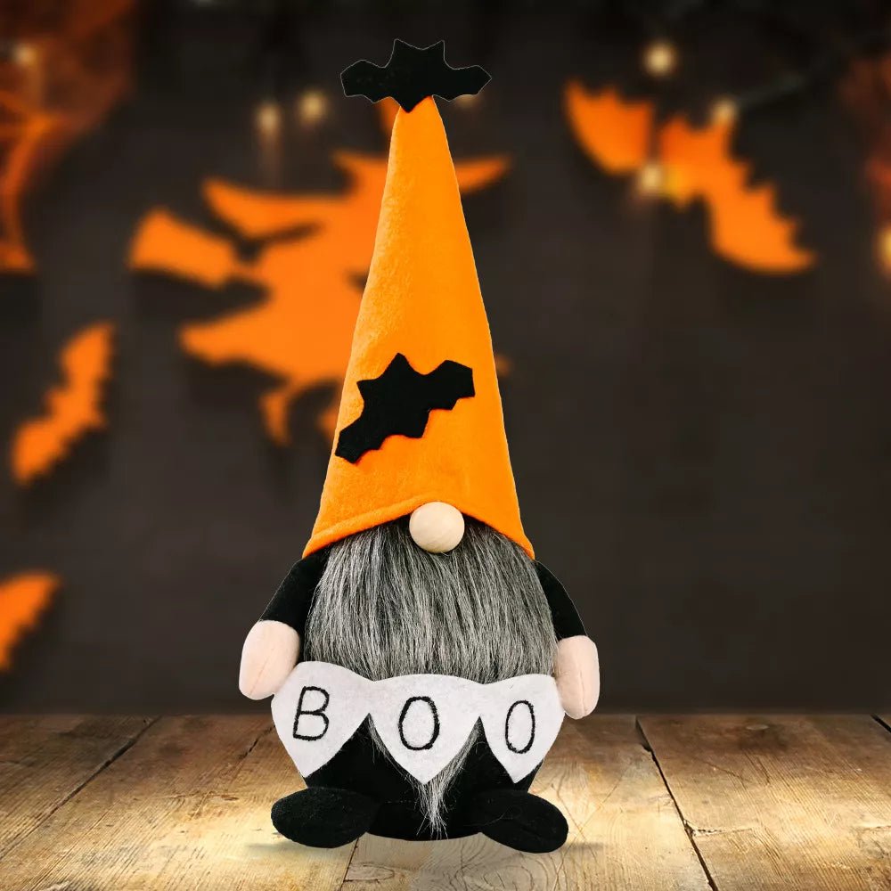 Halloween Decorative Gnome with 'BOO' Sign - Artículos HE