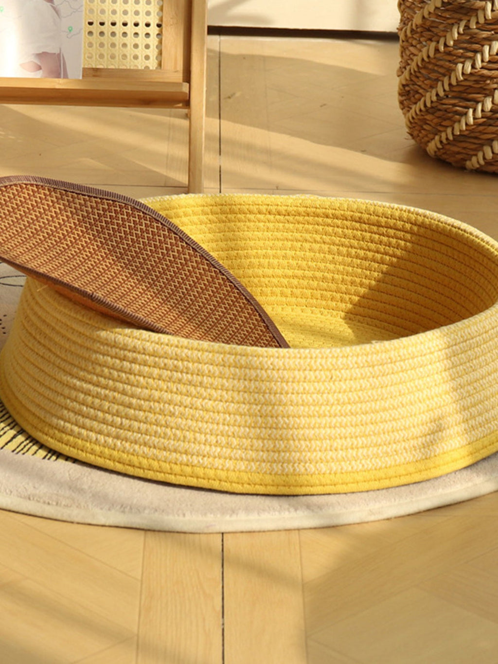 Woven Rattan Pet Nest - Artículos HE